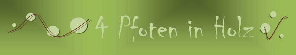 4 Pfoten in Holz